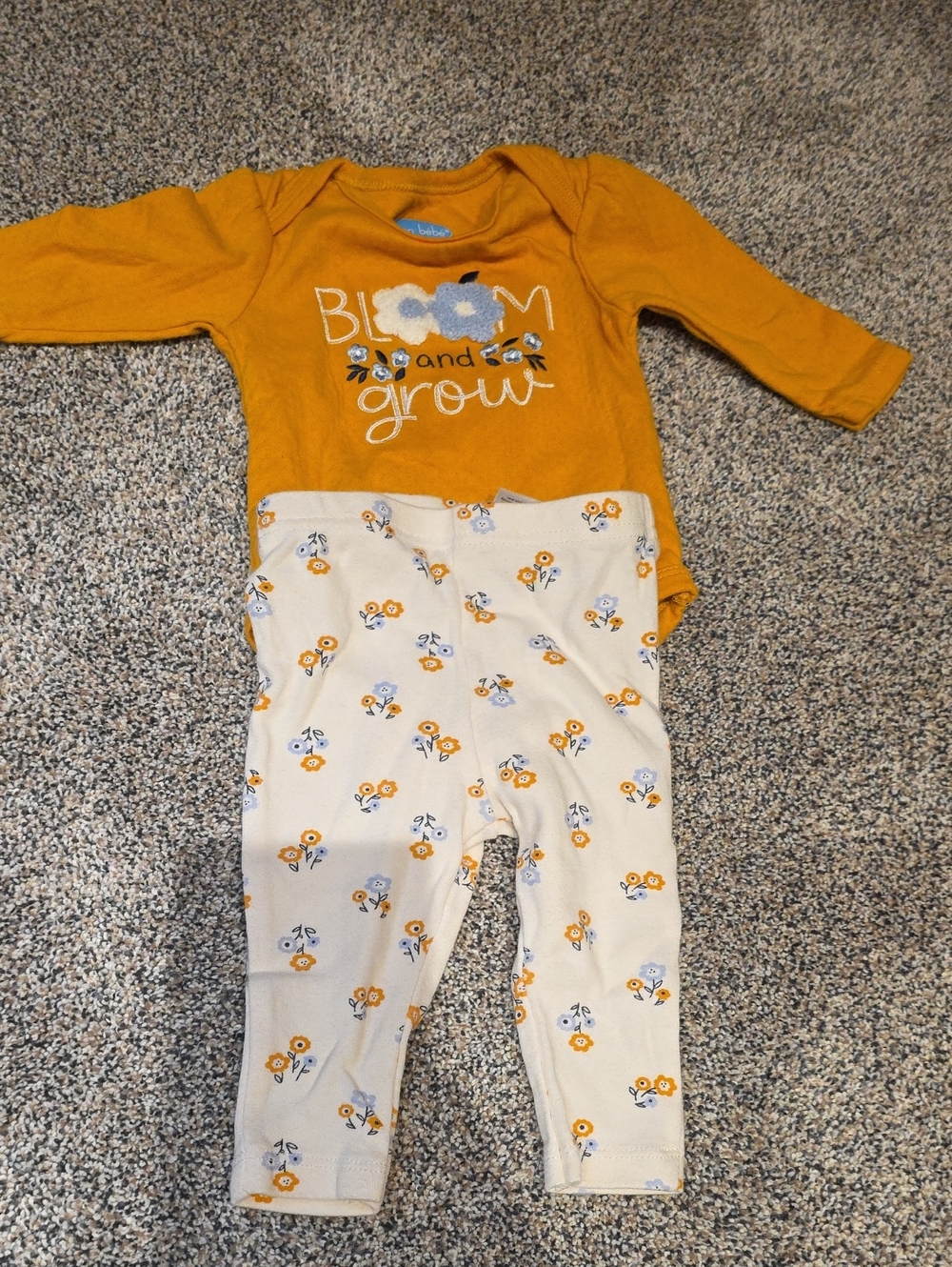 Bon Bebe Cute Bloom and Grow Two-Piece Set